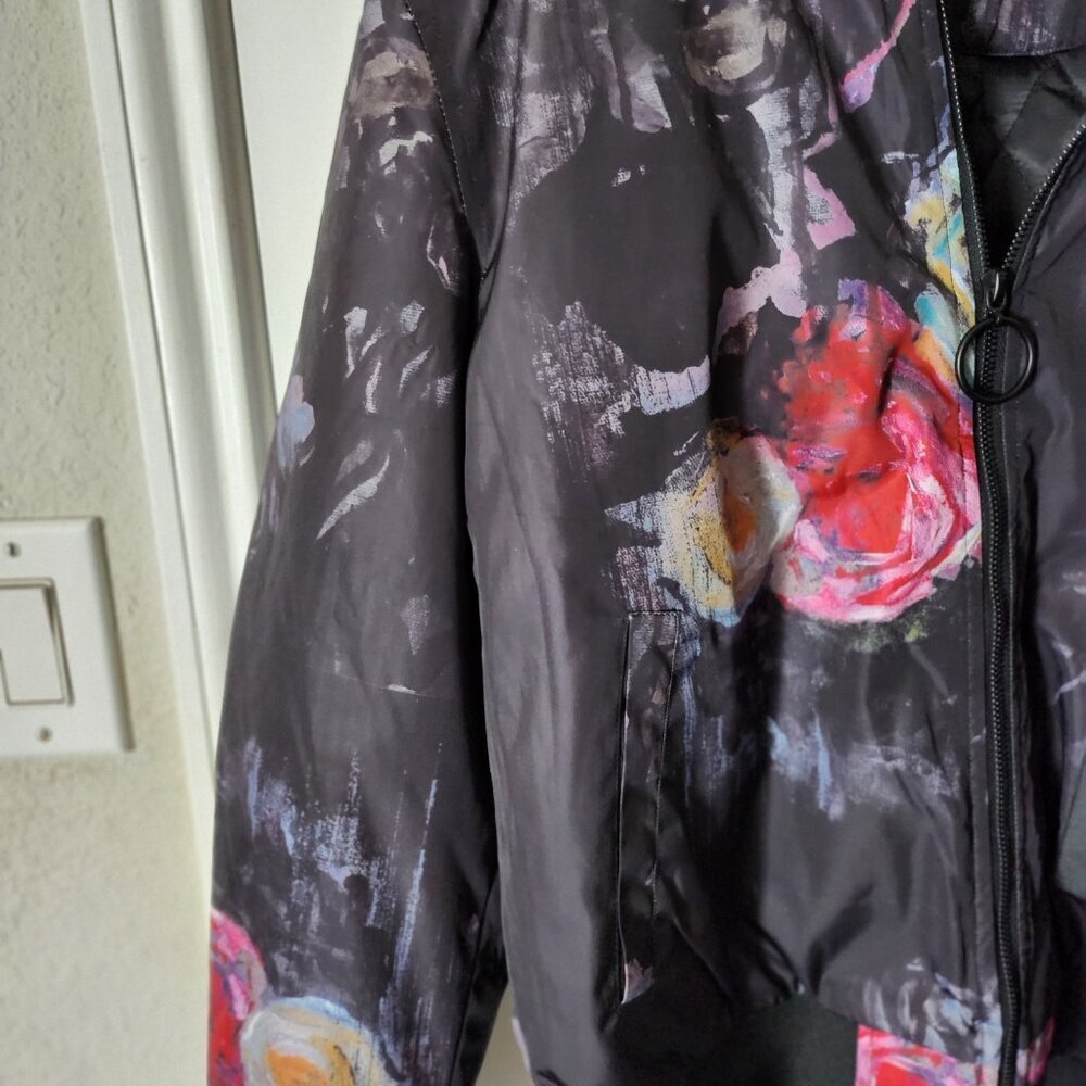 RARE Creamsoda Puffer Jacket, Amazing Design And Quality A Must Have - Picture 6 of 16